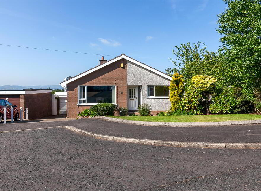 12 Woodcroft Heights, Belfast, BT5 7NX photo