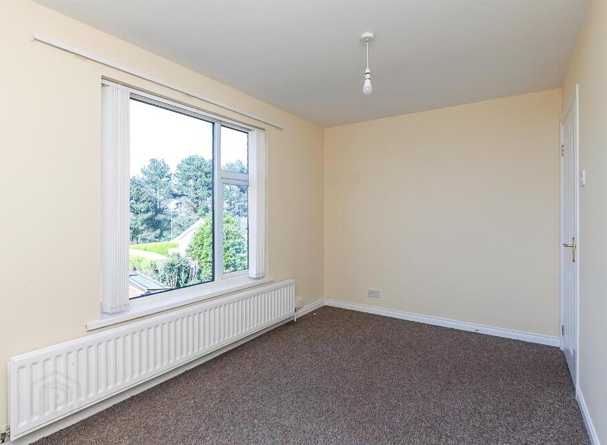 12 Woodcroft Heights, Belfast, BT5 7NX