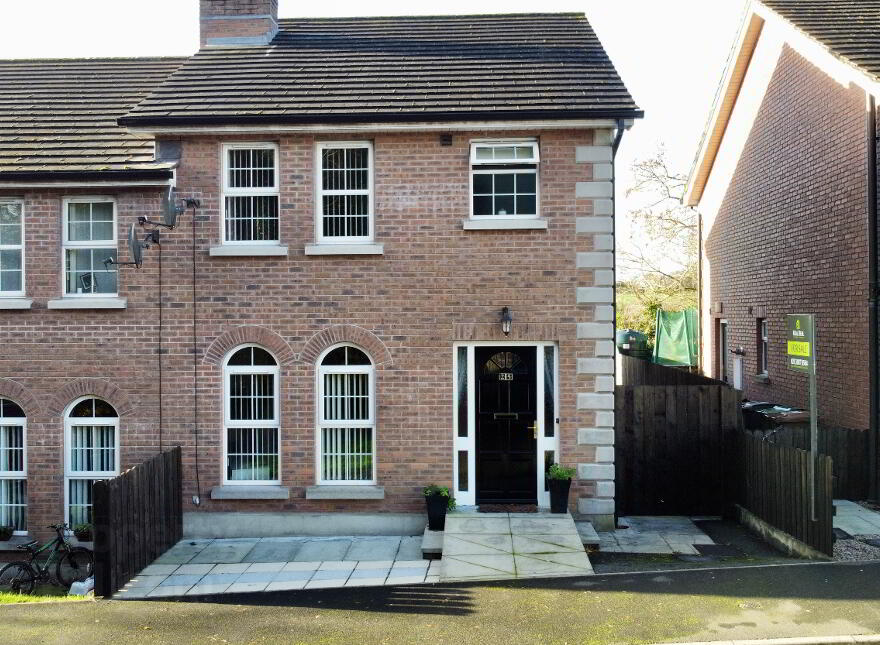 25 Green Park Drive, Markethill, Armagh, BT60 1PX photo