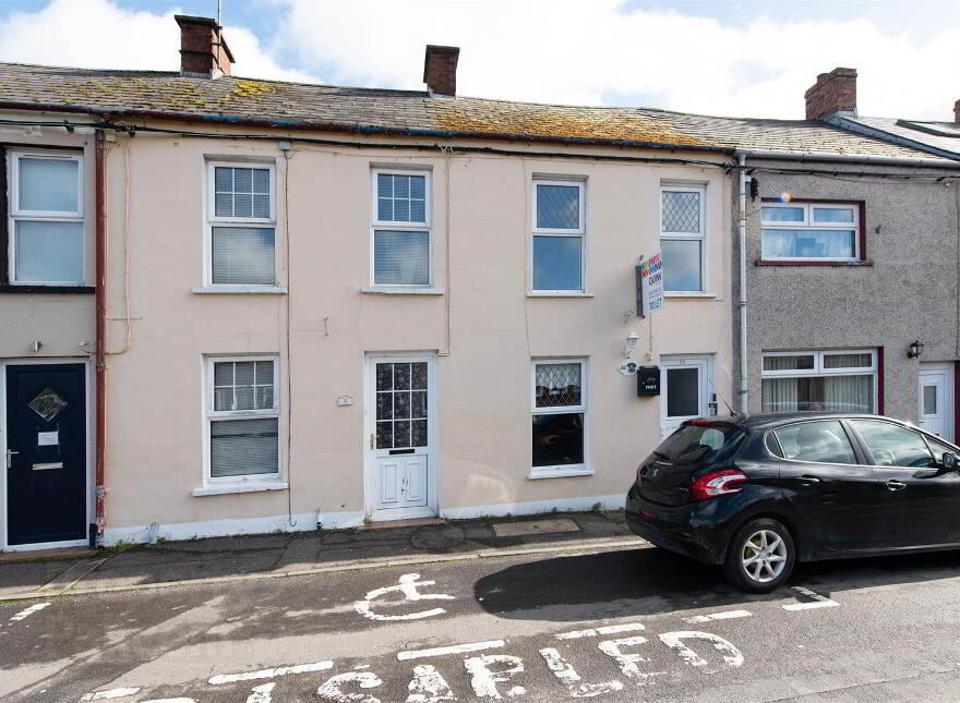 35 Antrim Road, Ballynahinch, BT24 8AN photo