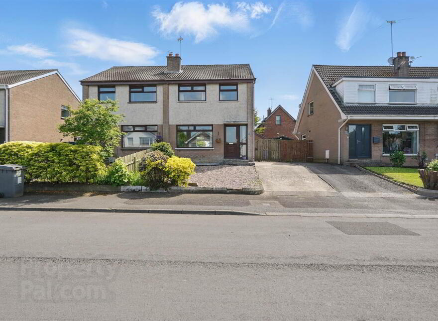 70 Trossachs Drive, Finaghy, Belfast, BT10 0HU photo