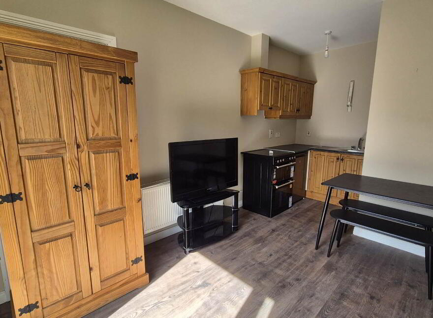 35, B Solomons, Letterkenny, F92X2D8