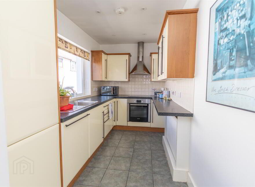 68 Charlotte Street, Warrenpoint, Newry, BT34 3LF