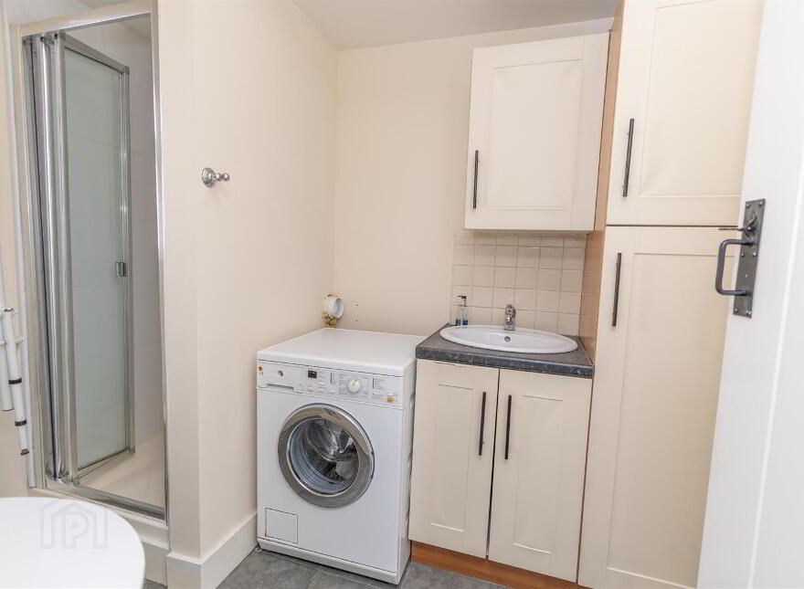 68 Charlotte Street, Warrenpoint, Newry, BT34 3LF