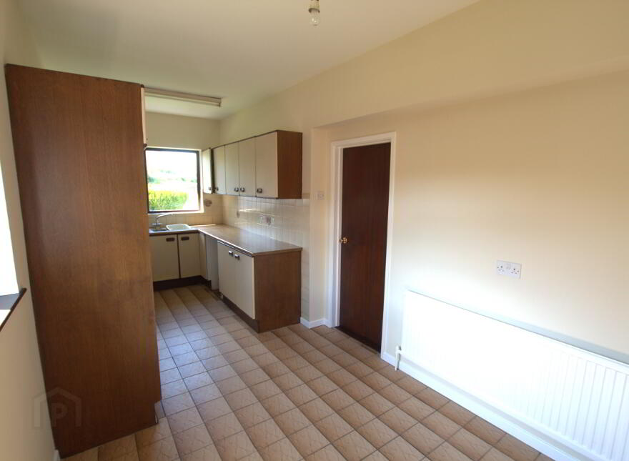 296 Loughmuck Road, Fintona, Fintona, Omagh, BT78 2BX