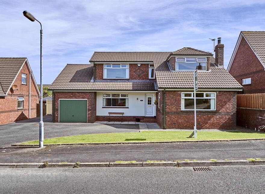 6 Hawe Court, Bangor, BT19 6XN photo