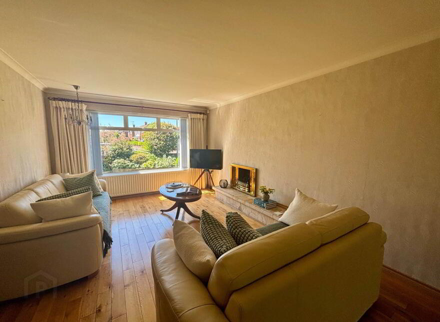 51 Downshire Gardens, Carrickfergus, BT38 7LN