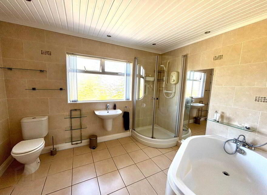 51 Downshire Gardens, Carrickfergus, BT38 7LN
