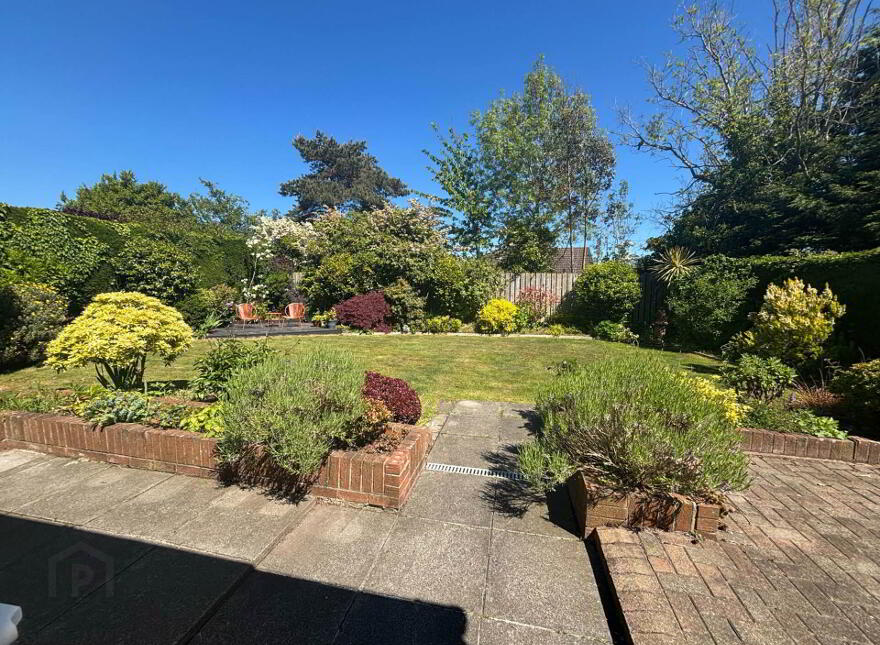 51 Downshire Gardens, Carrickfergus, BT38 7LN