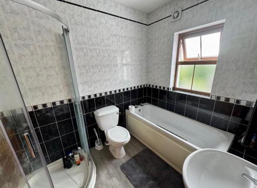 No. 51 Daisyhill Manor, Ballyconnel, Ballyconnell, H14XD52