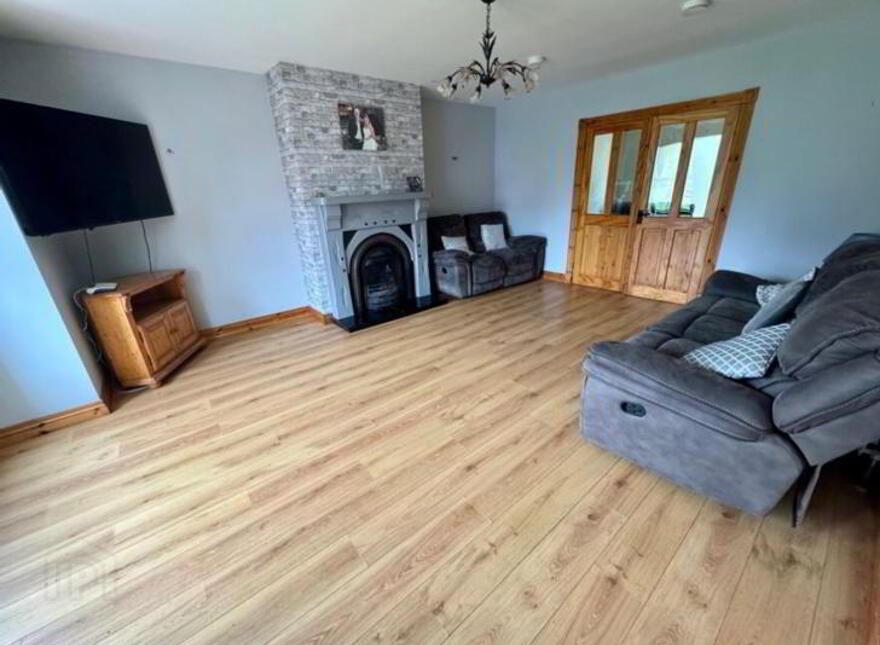 No. 51 Daisyhill Manor, Ballyconnel, Ballyconnell, H14XD52