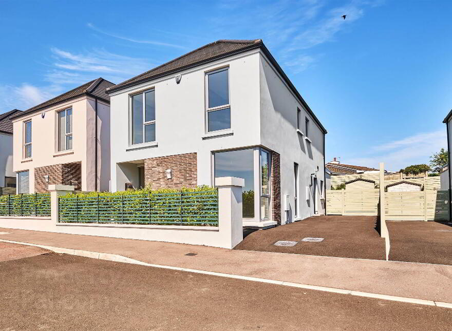 The Ballylesse, 7 Nursery Mews, Portstewart, BT55 7NT photo