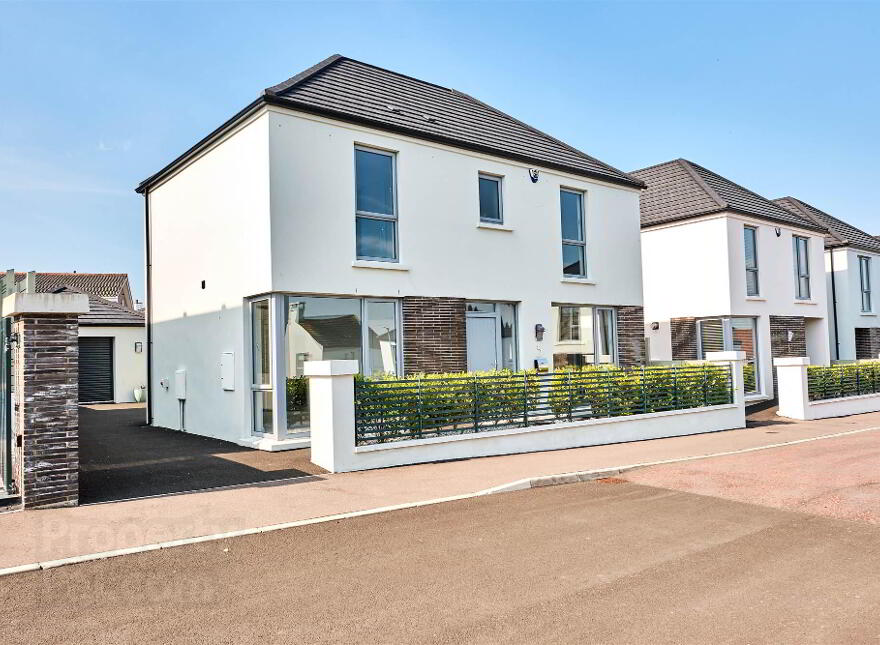 The Dunluce, 5 Nursery Mews, Portstewart, BT55 7NT photo