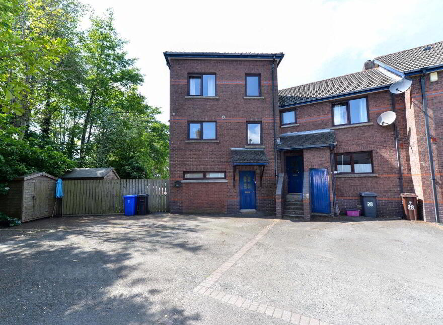 29 Ravenhill Reach, Belfast, BT6 8RA photo
