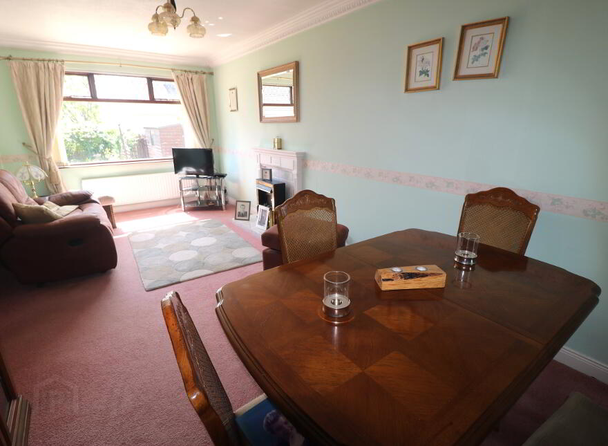 2 Oaklands, Cullybackey, Ballymena, BT42 1DU