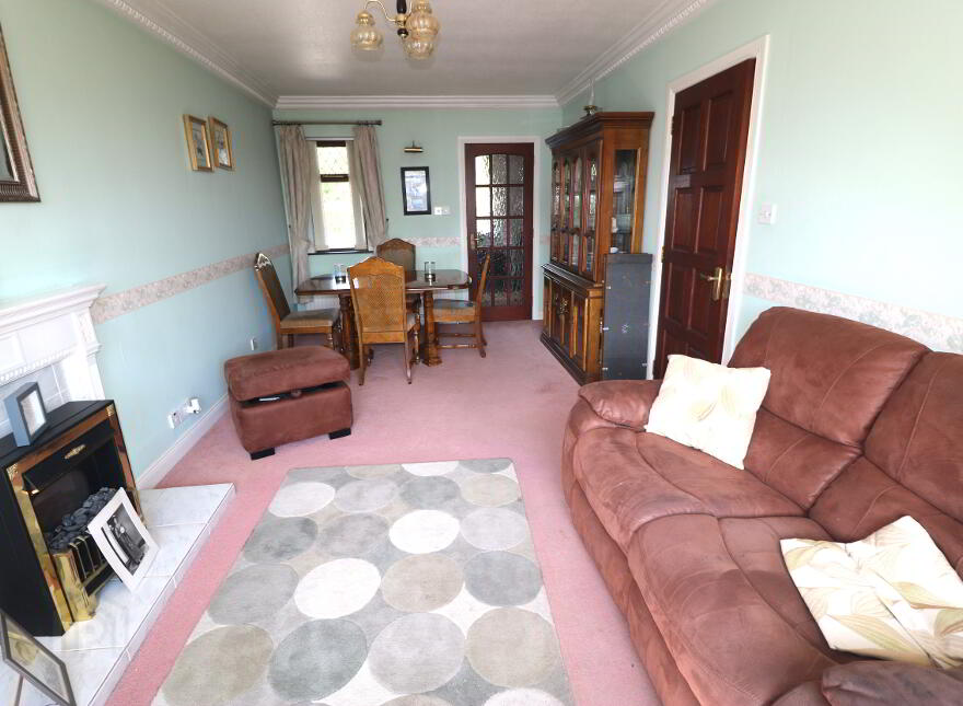 2 Oaklands, Cullybackey, Ballymena, BT42 1DU