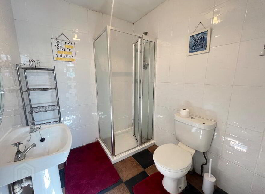 Apt 2, 100 University Avenue, Belfast, BT7 1GY