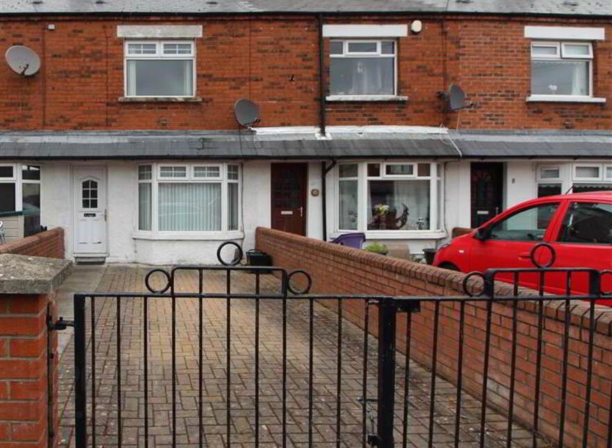 4 York Drive, Belfast, BT15 3QY photo