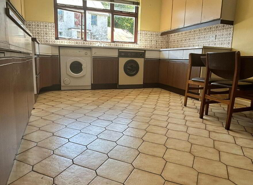 Unit A, 18 Main Street, Carrickmore, Omagh, BT79 9AY
