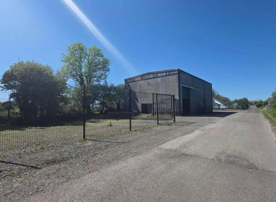 Commercial Building & Yard, Tully, Donegal Town, F94YY01 photo
