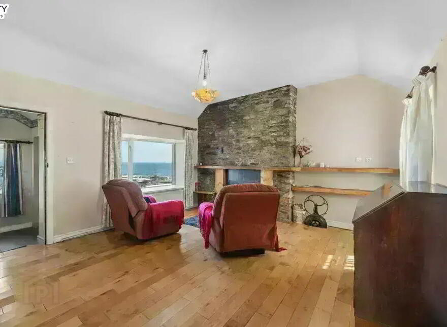 5 Atlantic Terrace, Ballycotton