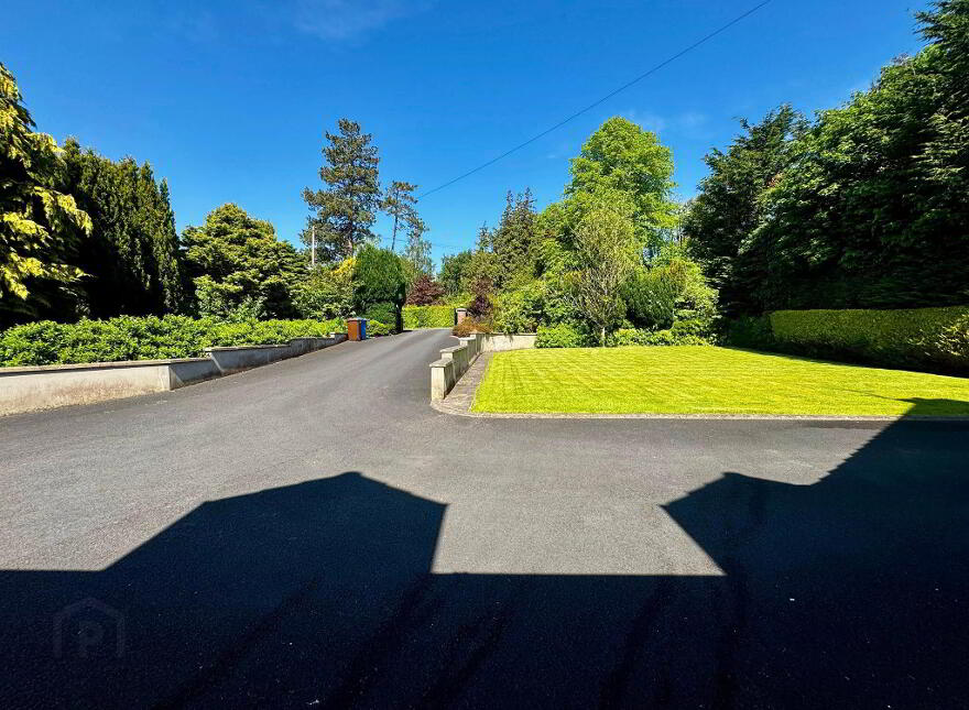 Ratheane House, 76a Charlotte Street, Ballymoney, BT53 6AZ
