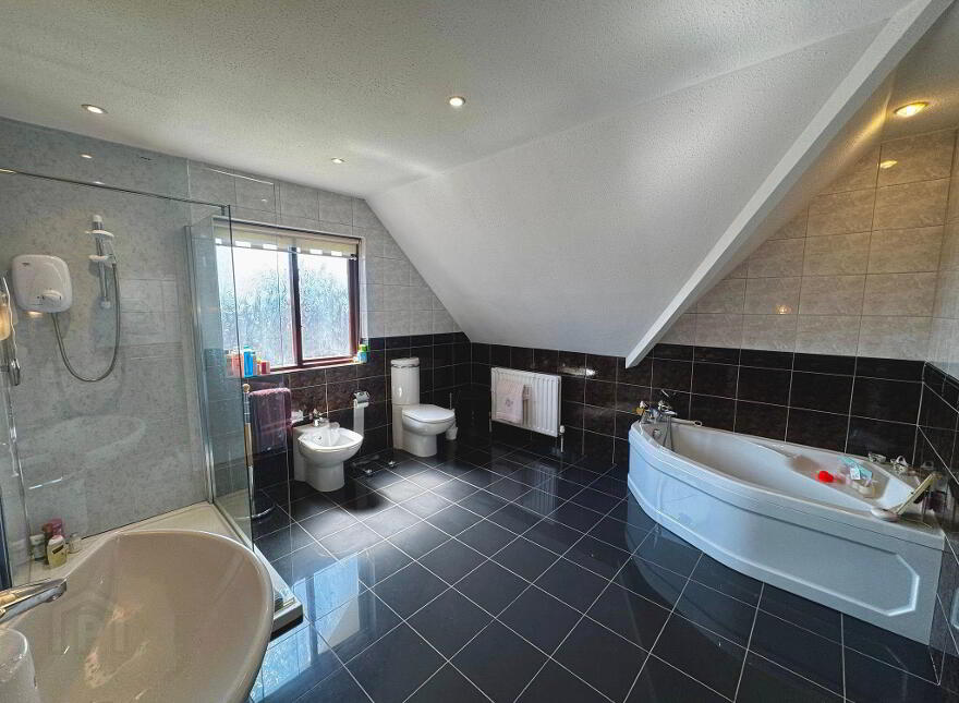 Ratheane House, 76a Charlotte Street, Ballymoney, BT53 6AZ