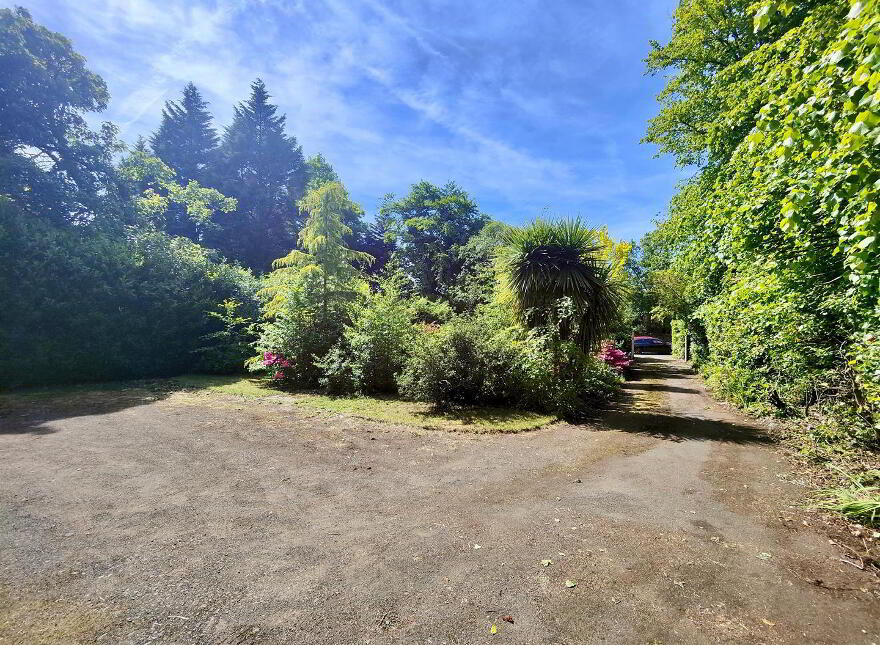 601 Antrim Road, Belfast, BT15 4DX