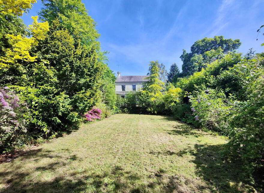 601 Antrim Road, Belfast, BT15 4DX photo
