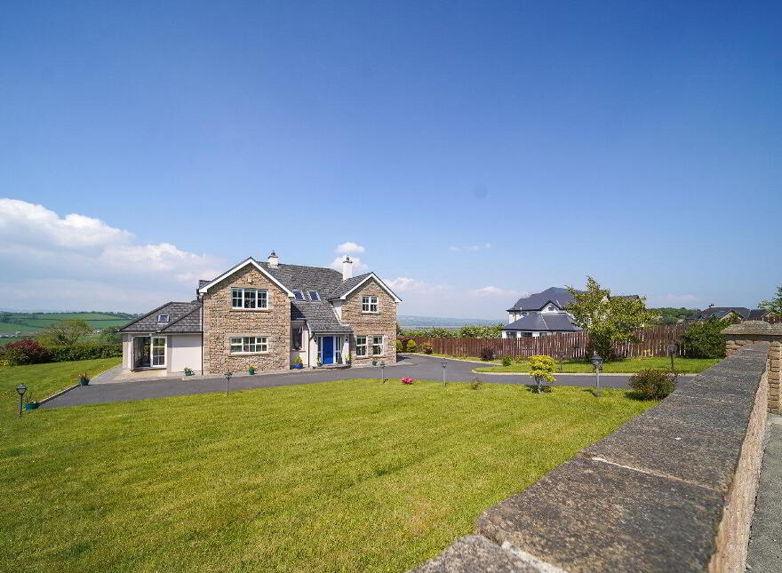 7 Raymoghey Heights, Manorcunningham, F92D4E6