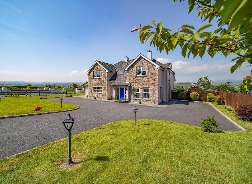 7 Raymoghey Heights, Manorcunningham, F92D4E6