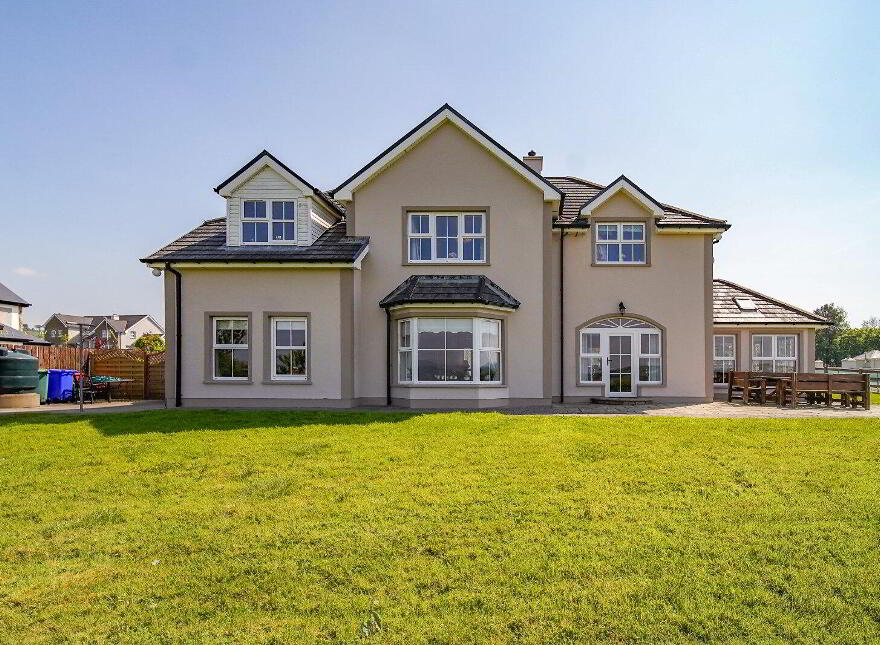 7 Raymoghey Heights, Manorcunningham, F92D4E6