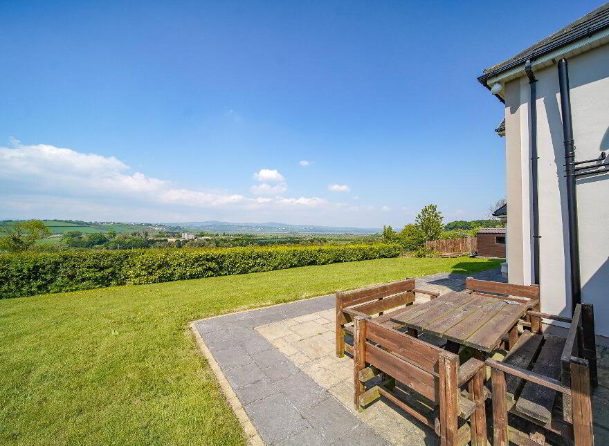 7 Raymoghey Heights, Manorcunningham, F92D4E6