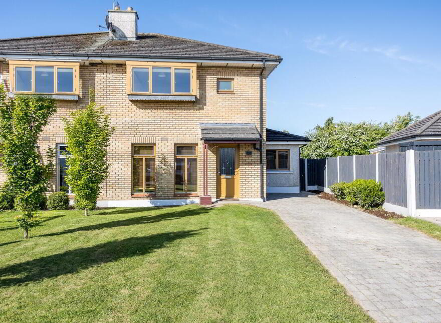 193 Rath Lodge, Ashbourne, A84A338 photo