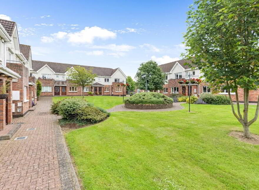 3 The Courtyard, Dunshaughlin, A85X254