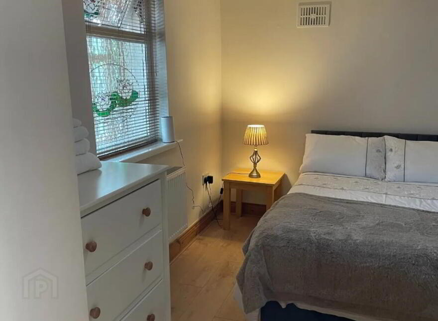 Roscommon Road, Athlone, N37WT18