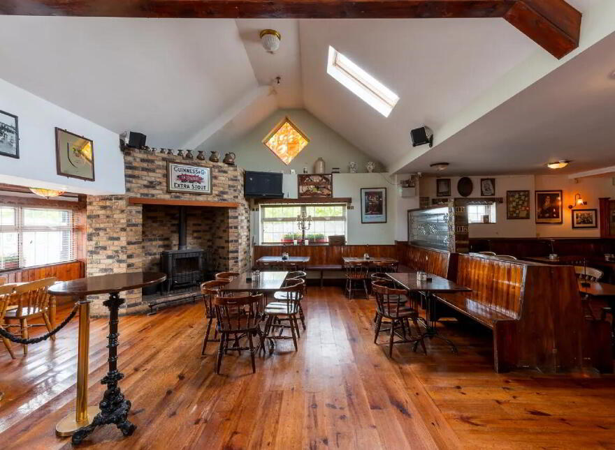 The Holy Cross Bar, & Restaurant, Holycross, Butlerstown, Waterford City, X91HX93