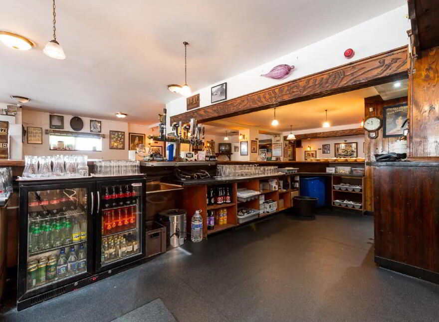 The Holy Cross Bar, & Restaurant, Holycross, Butlerstown, Waterford City, X91HX93