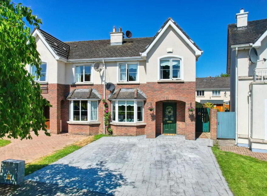 21 Oaklands Green, Ballinalee Road, N39T9T2 photo