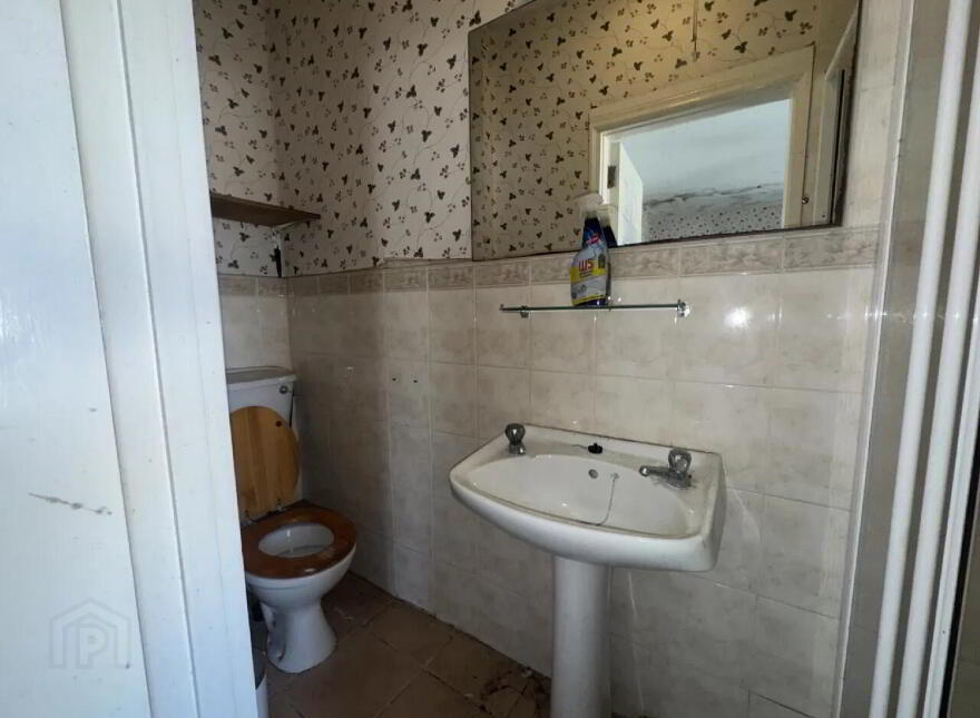 Main Street, Enniscrone, F26Y599