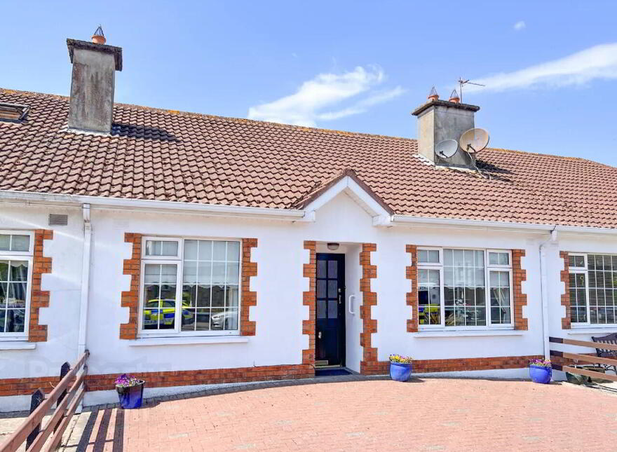 4 Cuan Mhuire, Slievenamon Road, Thurles, E41PC42 photo