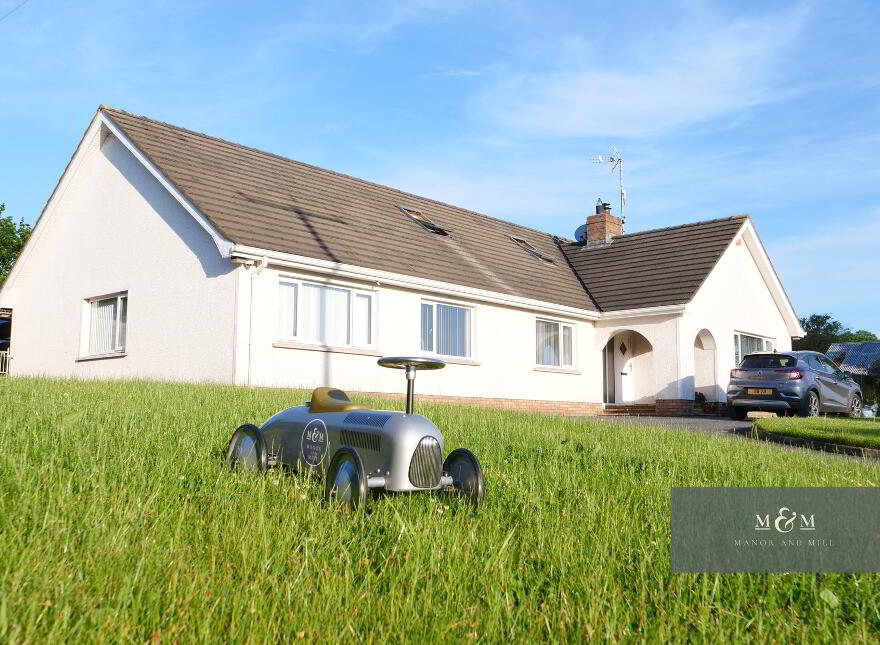 46 Kilmacanty Road, Kilmore, BT61 8NH photo