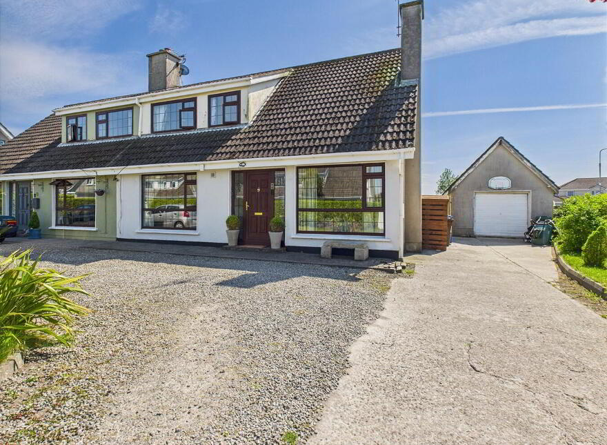70 Elm Park, Waterford, X91C576 photo
