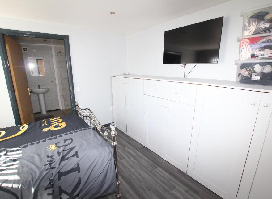 34 Premier Drive, Belfast, BT15 3LX
