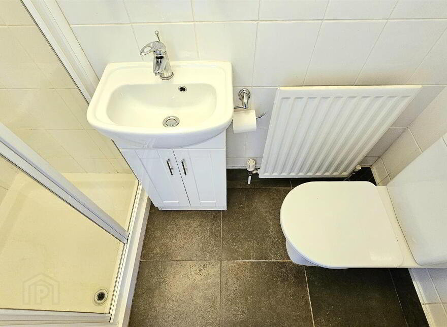 3 Rose Court, Carrickfergus, BT38 8FT