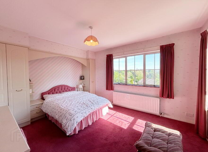 4 Retreat Close, Omagh, BT79 0HW