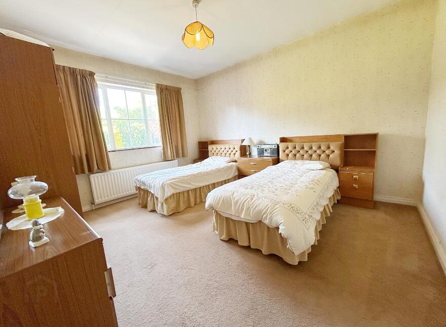4 Retreat Close, Omagh, BT79 0HW