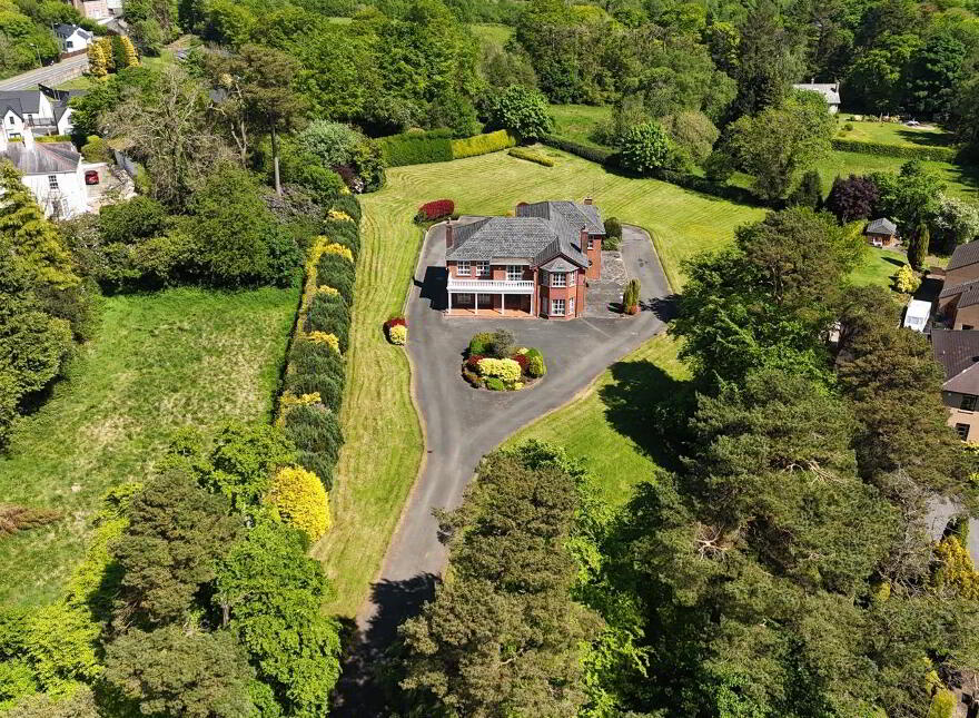 4 Retreat Close, Omagh, BT79 0HW