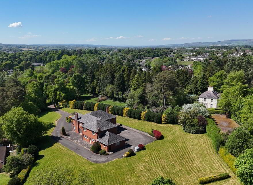 4 Retreat Close, Omagh, BT79 0HW