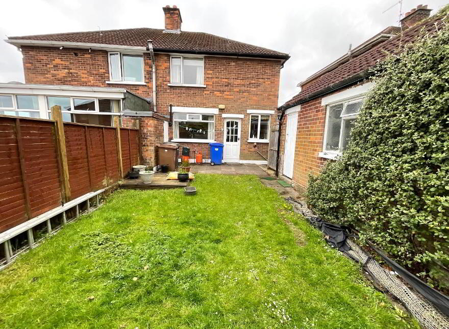 43 Lyndhurst Drive, Belfast, BT13 3PA